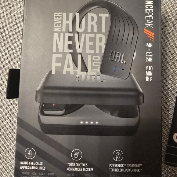 JBL Endurance Earbuds - Picture 4 of 4